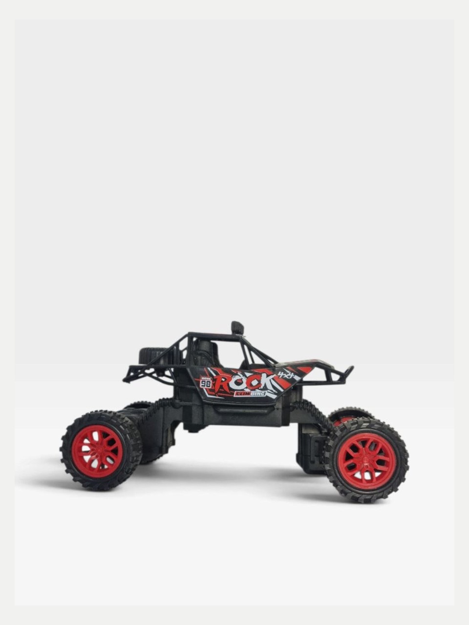 Qora off-road mashina o'yinchog'i