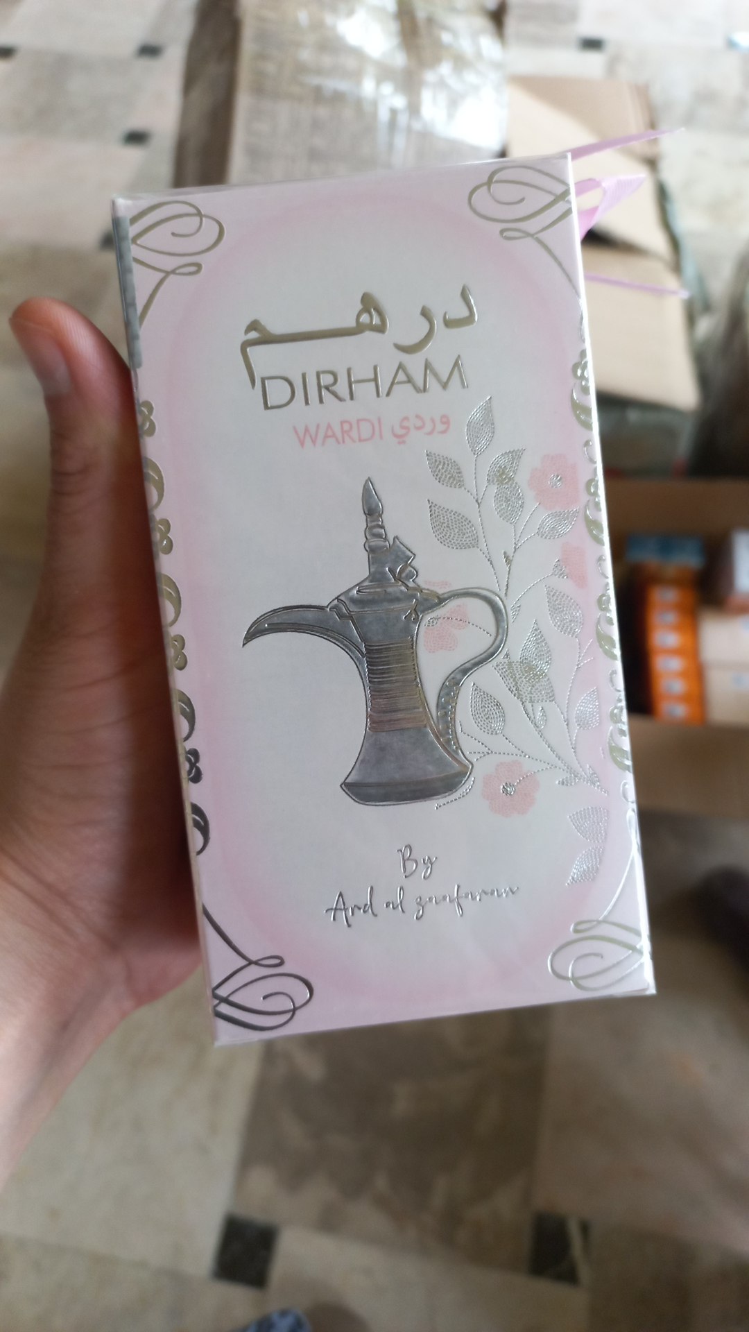 Ard al Zaafaran Dirham Wardi ayollar parfyum suvi, 100 ml - Yorqin pushti