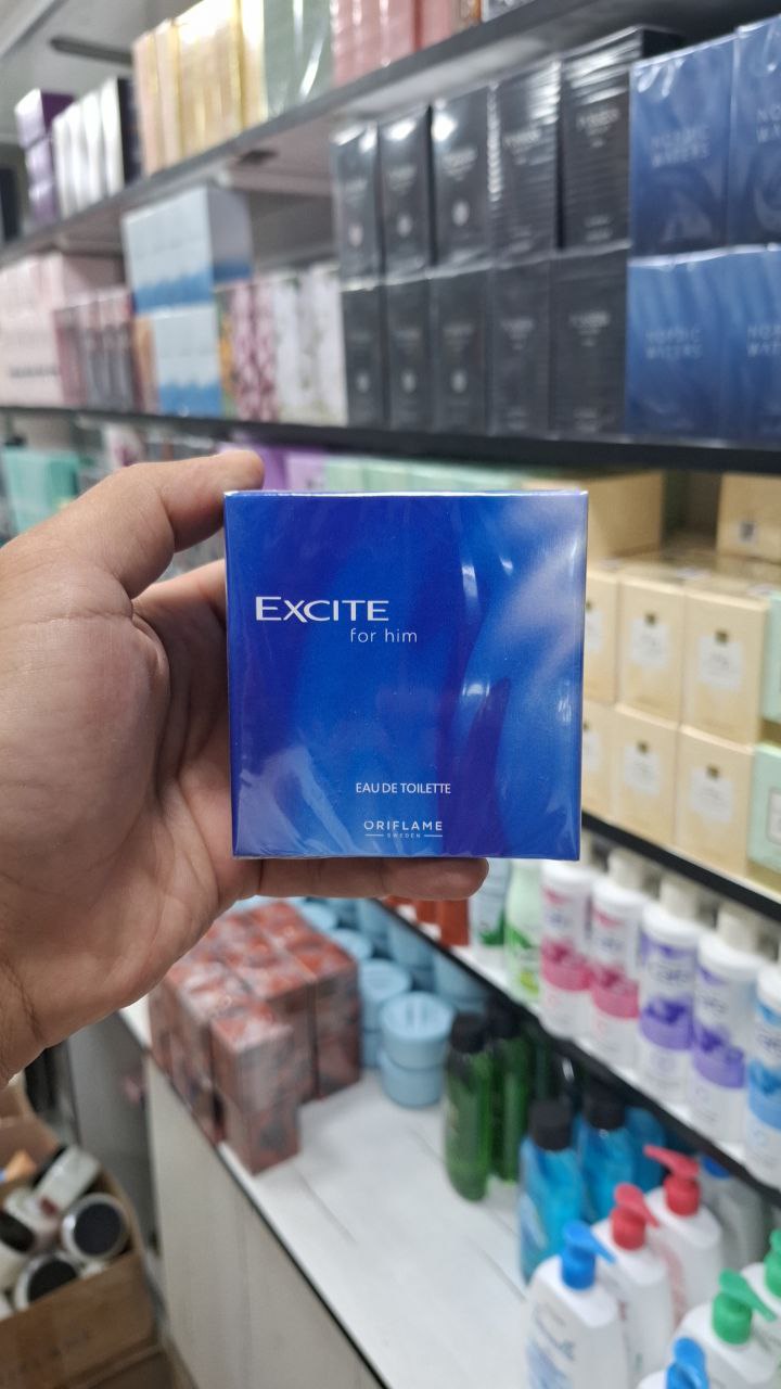 Oriflame Excite for Him Eau de Toilette erkaklar atiri, 75 ml - Ko'k