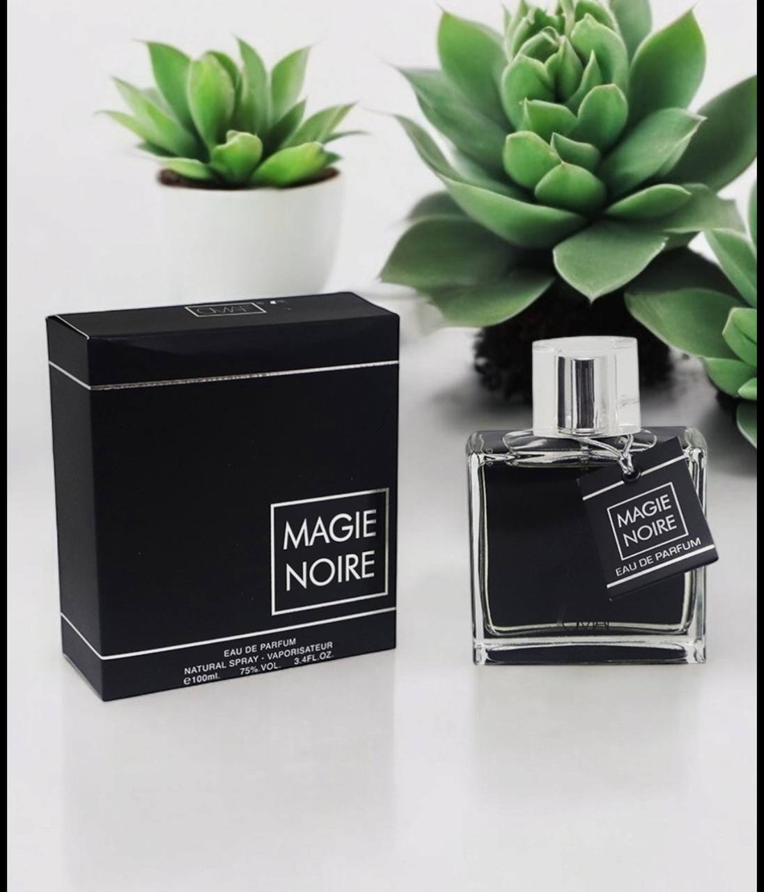 Magie Noire Eau de Parfum ayollar atiri, 100 ml - Qora